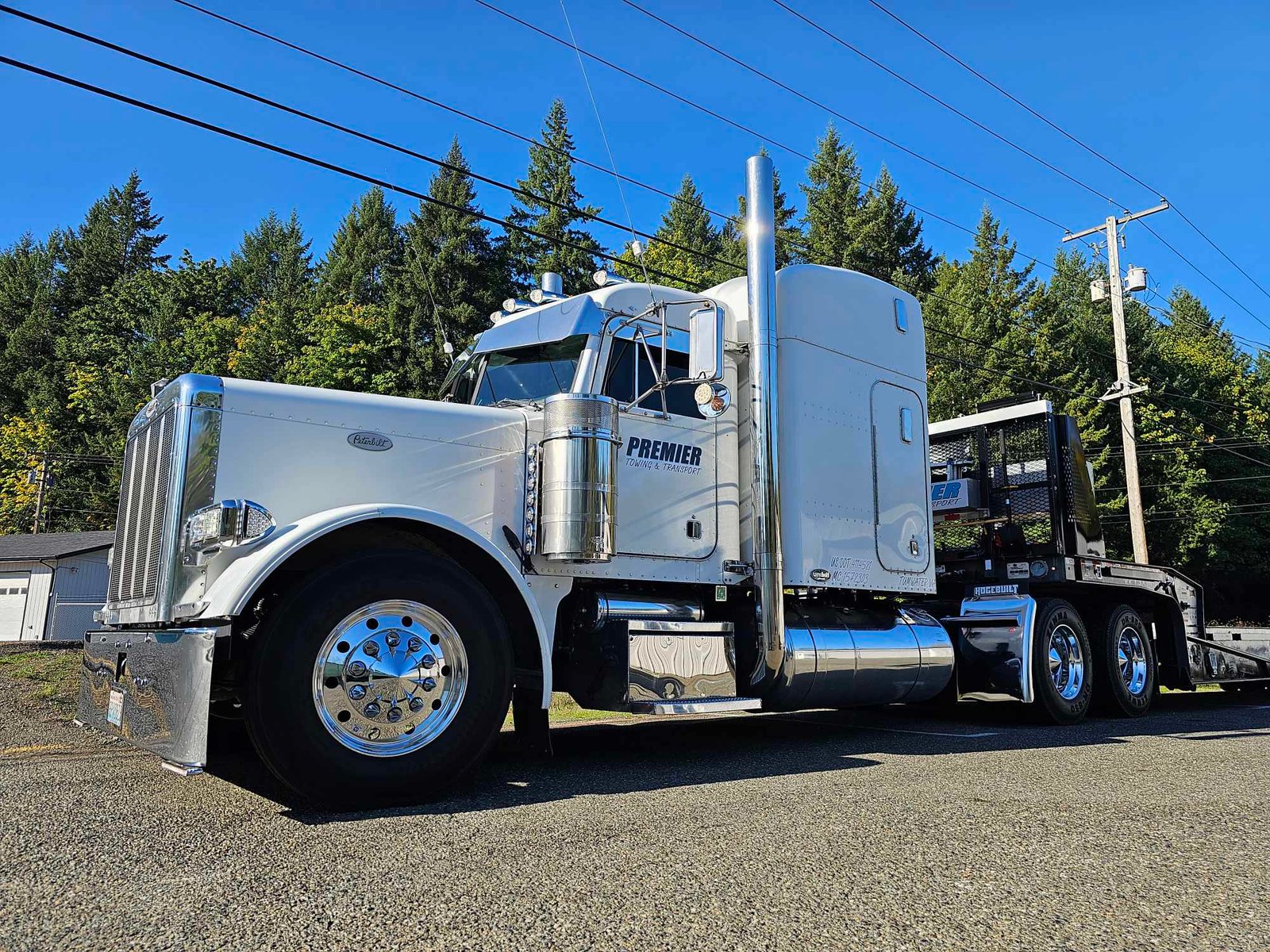 Premier Towing & Transport logo